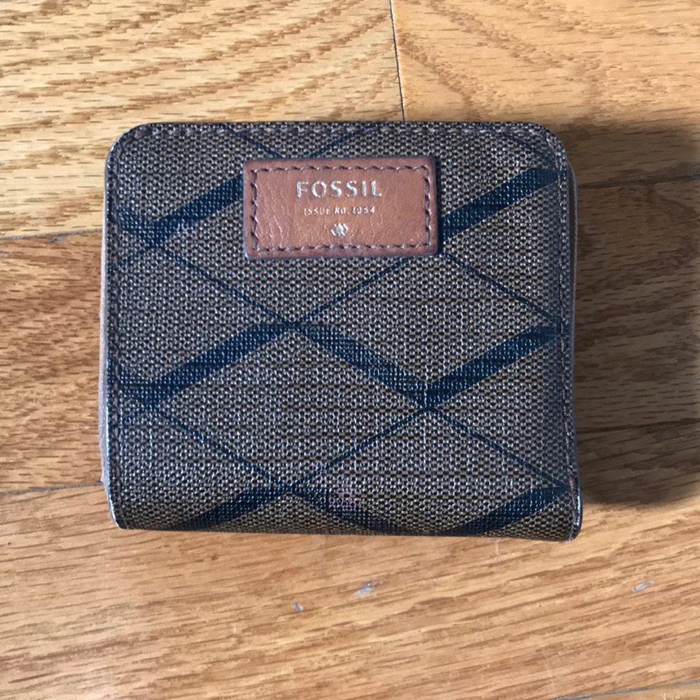 Fossil mini wallet